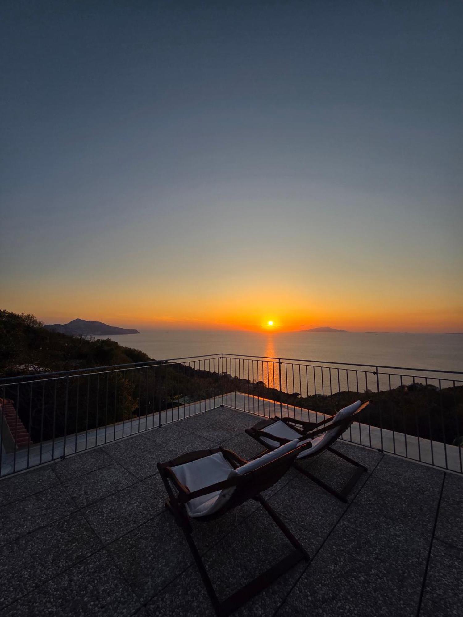 Sun & Relax, Relaxing Location With Seaview Villa Massa Lubrense Exterior foto